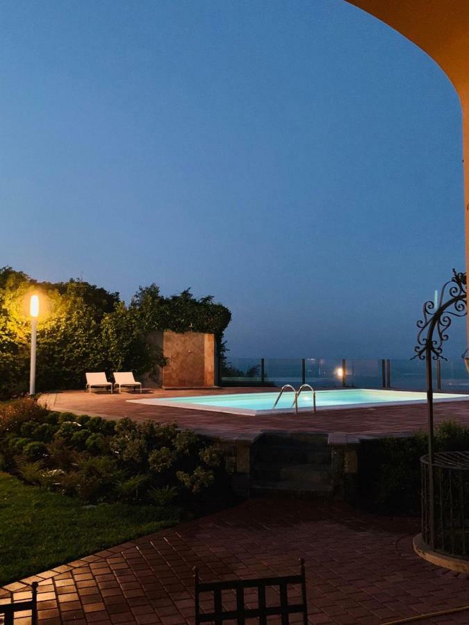 B&B Villa Etelka Aci Castello Εξωτερικό φωτογραφία