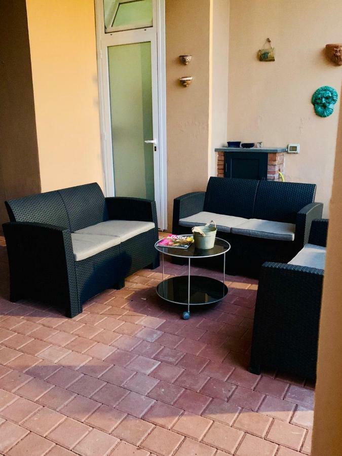 B&B Villa Etelka Aci Castello Εξωτερικό φωτογραφία